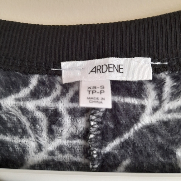 Halloween Spider Web Onesie XS/S - Picture 3 of 6